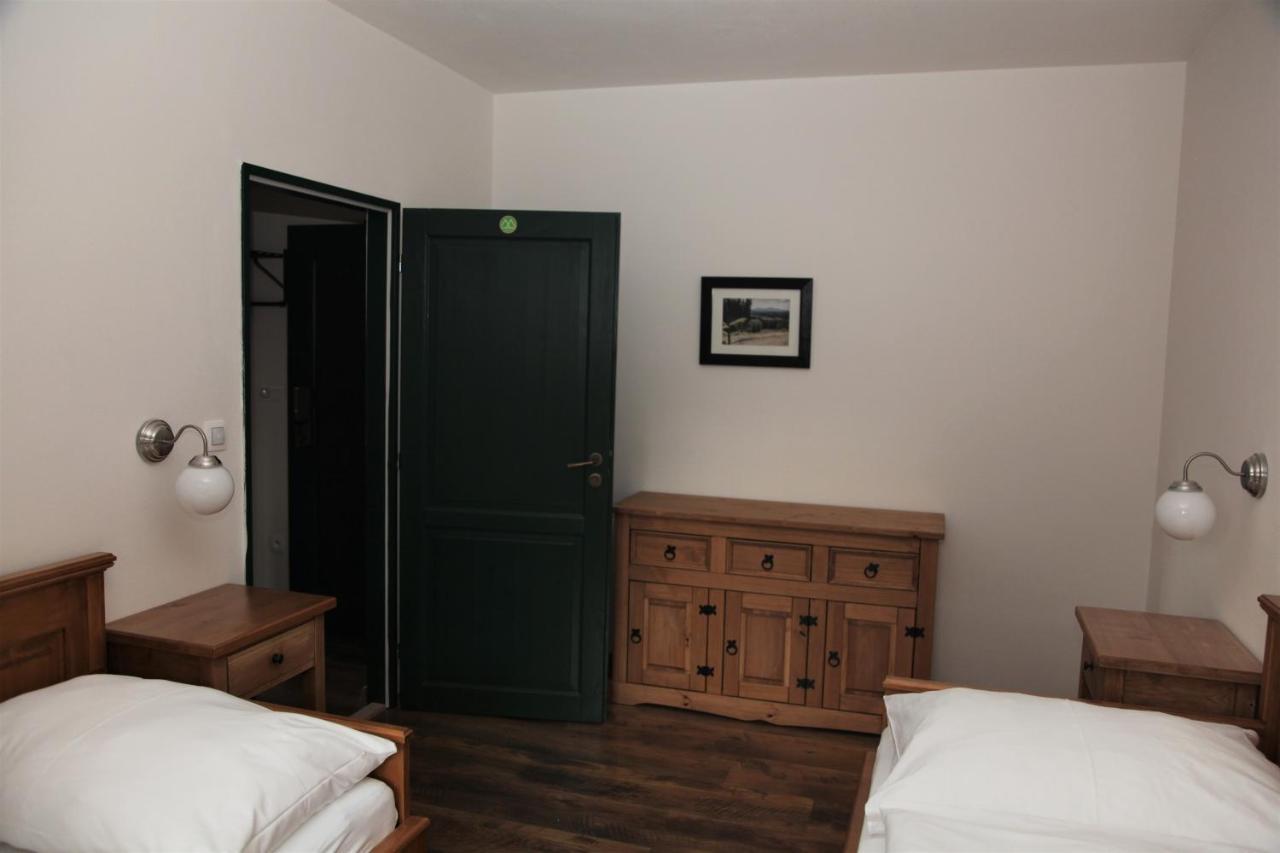 מודרבה Aparthotel Madr מראה חיצוני תמונה